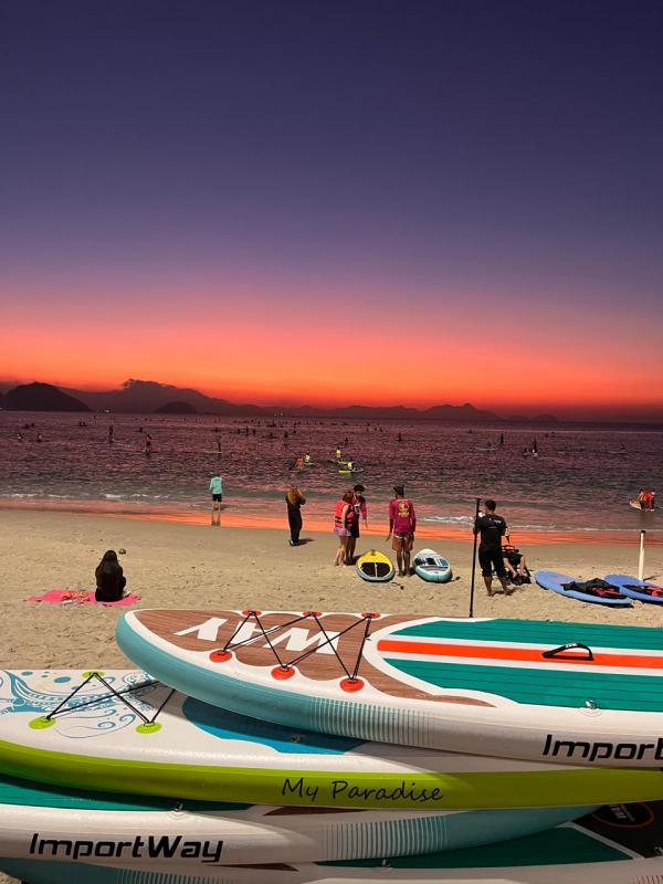 sup-adaptado-amanhecer-copacabana-rio-de-janeiro